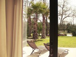 Отель Le Chateau Des Cinq Cantons Карпантра Экстерьер фото